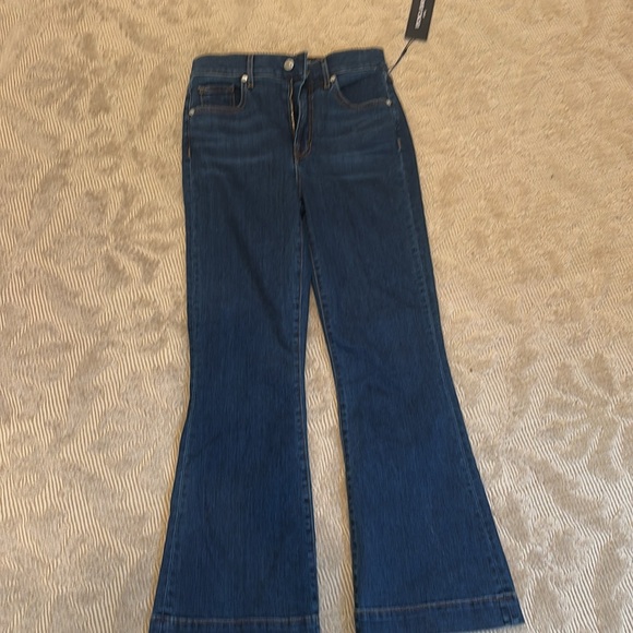 Women’s Veronica Beard Carson ankle flare jeans NWT size 27/4 $278 - Picture 8 of 10